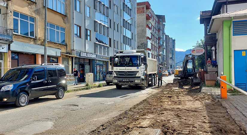 Fatih Caddesi sil baştan yapılıyor