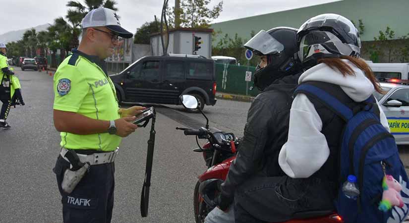 Giresun’da motosiklet sürücülerine sıkı denetim