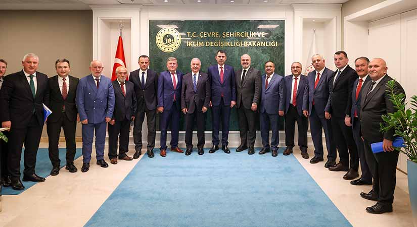 AK Parti heyetinden Bakan Murat Kurum’a ziyaret