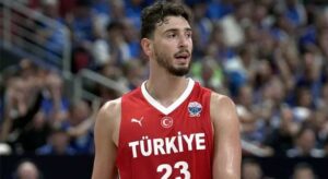 Şengün: Kırık kaburgayla bile çalıştım