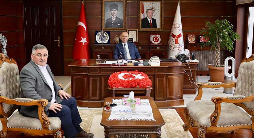 CHP’li Önal’dan Vali Serdengeçti’ye ziyaret