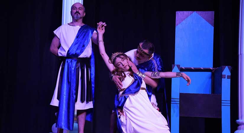 Şehir Tiyatrosu’ndan görkemli gala