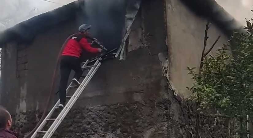 Görele’de ev yangınında 1 kişi yaşamını yitirdi