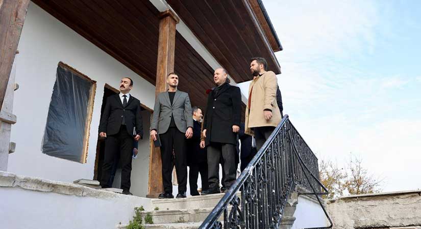 Zeytinlik’te Necati Bey Konağı yakından incelendi