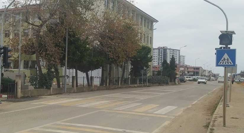 Espiye’de iki okula trafik ışığı yerleştirildi