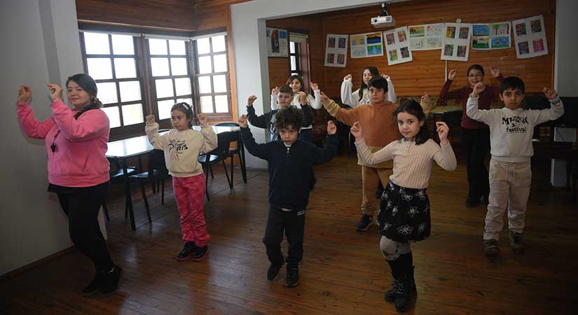 Çocuk akademileri eğitim ve eğlenceyi birleştiriyor