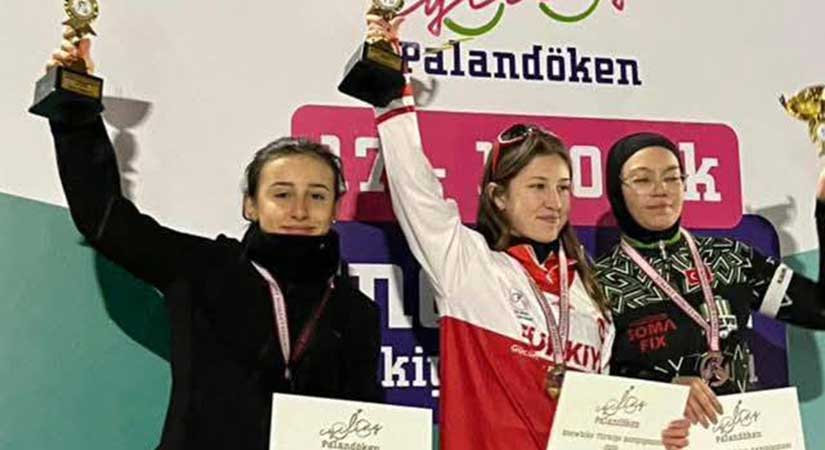 Damla Eser Snowbike Türkiye İkincisi Oldu