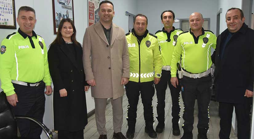 Başkan Hasbi Dede nöbetçi personeli unutmadı