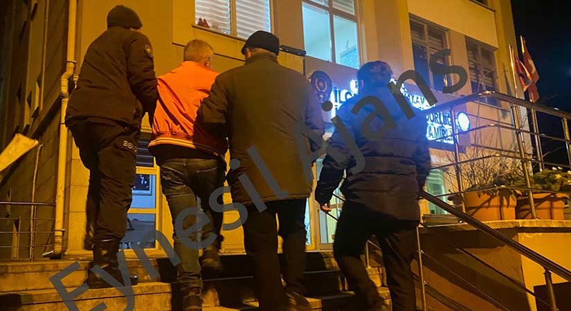 Eynesil’de hırsızlık zanlıları yakalandı