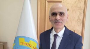 Karan’dan iktidar vekillerine sert eleştiri