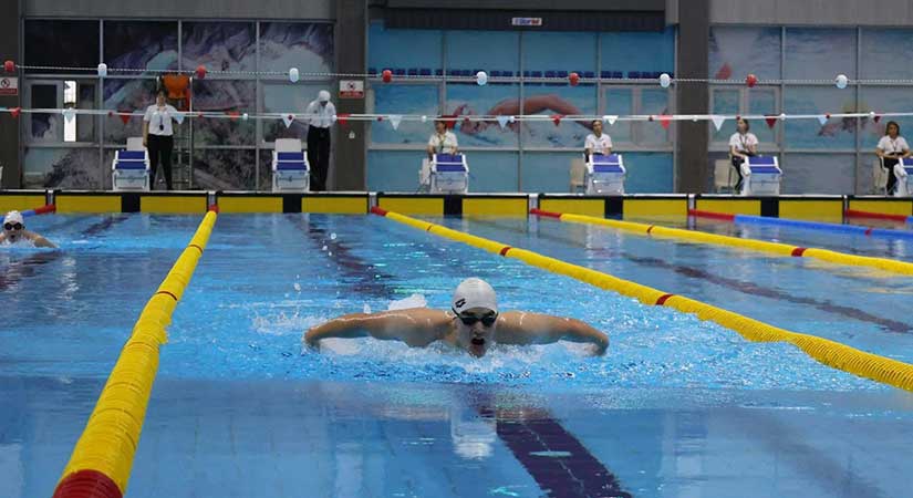 Genç Yüzücüler Türkiye Finalleri için yarışıyor