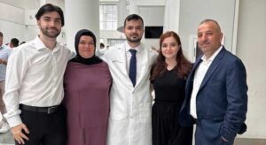 Göçmez kardeşlerden tarihi başarı