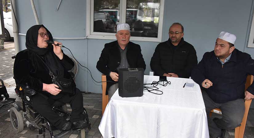 13 akülü sandalye bağışı