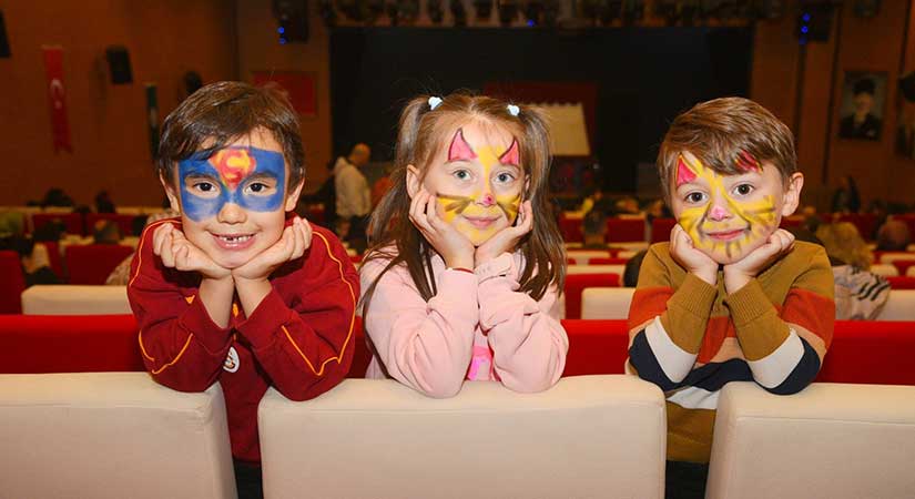 Ramazan akşamlarına çocuk coşkusu