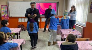 Direkbükü Öğrencilerine Anlamlı Kış Sürprizi