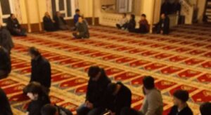 Teravih öncesi imama maç notu