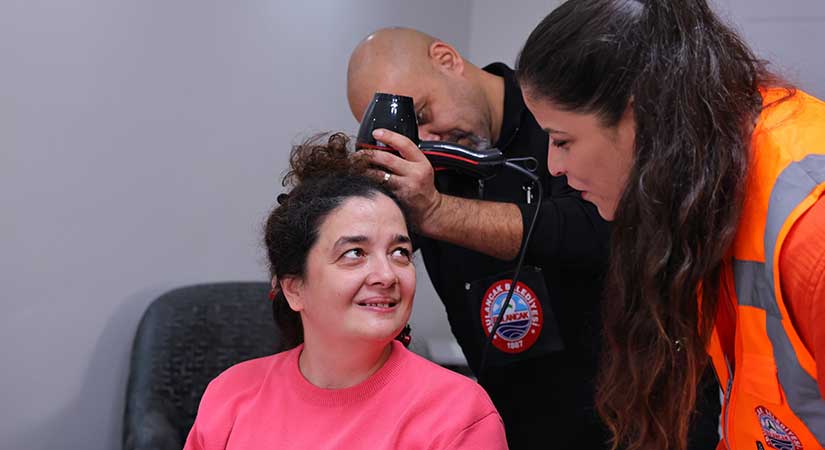 Bulancak’ta evde kuaför hizmeti başladı