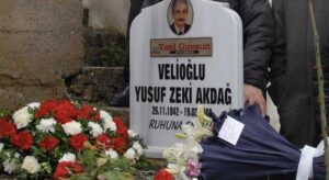 Yusuf Zeki Akdağ dualarla anıldı