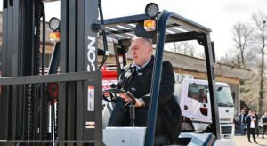 Bulancak’ta belediye filosuna forklift takviyesi yapıldı