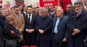 Burak Akburak’tan Yazıcıoğlu’nun kabrine anlamlı ziyaret