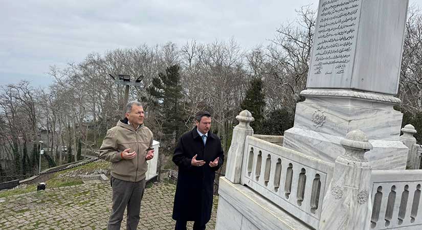 Konal’dan Topal Osman Ağa’nın mezarına anlamlı ziyaret