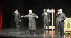 Giresun Şehir Tiyatrosu Akçaabat’ta sahne aldı izleyicilerden tam not