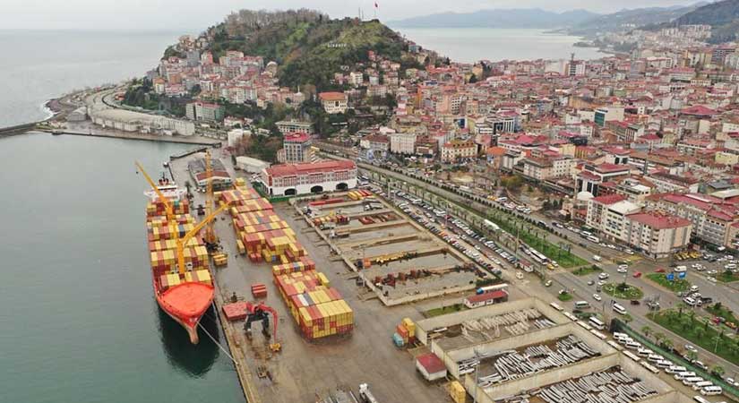 Giresun Limanı’nda Şubat ayında 10 gemi işlem gördü