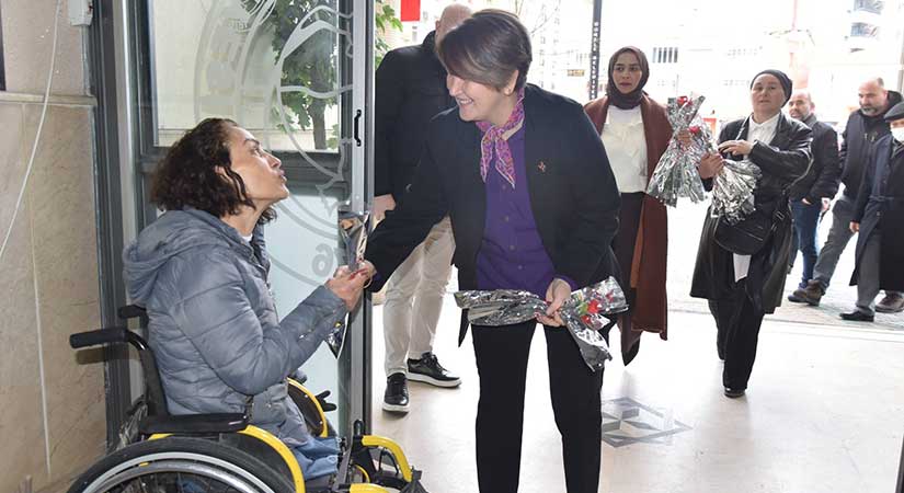 Aysel Civil Uzun Emekçi Kadınlarla Buluştu