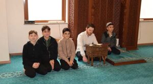 Hafız öğrenciler mukabele geleneğini yaşattı