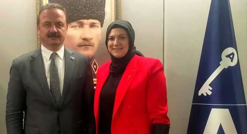 Anahtar Partisi’nde Kadın Kolları Başkanı İstifa Etti