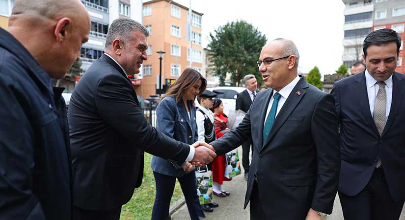 Vali Mustafa Koç’tan Bulancak Belediyesine İade-i Ziyaret