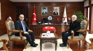 Vali Koç Şehit Babasını Makamında Ağırladı