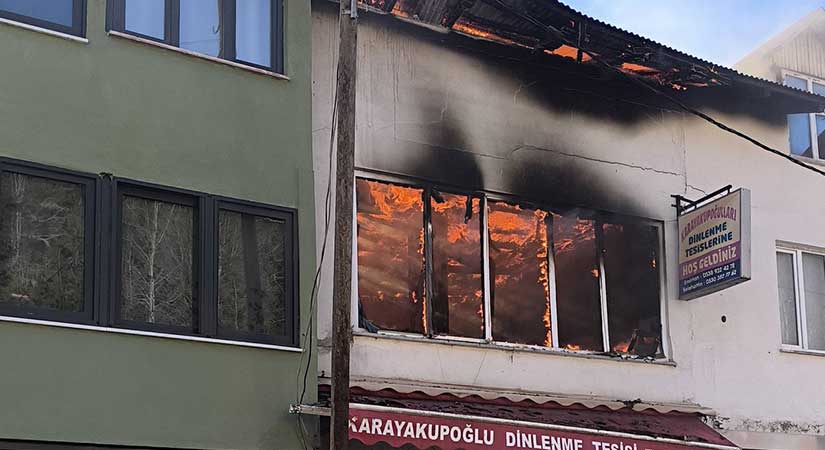 Akılbaba Yaylası’ndaki tesis yangını büyümeden söndürüldü