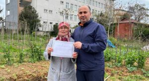 AK Parti Espiye teşkilatı kapı kapı çalışıyor