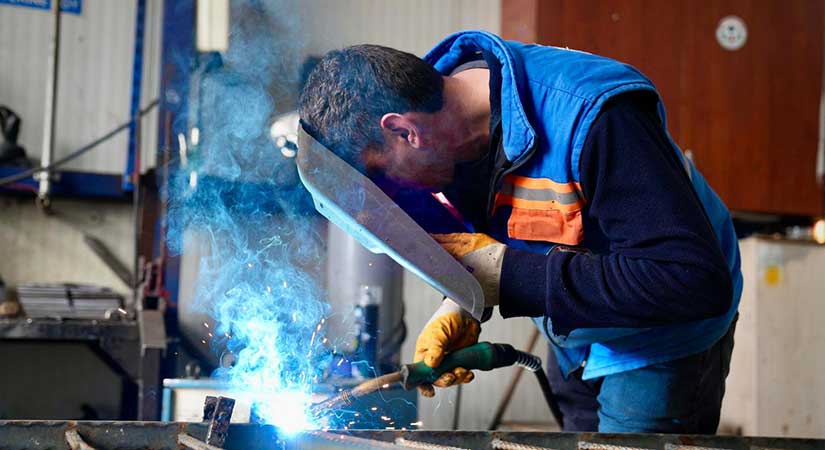 Giresun Belediyesi teknik üssü sahayı ayakta tutuyor