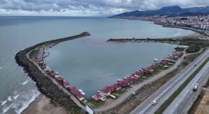 Bulancak Belediyesi Pazarsuyu’nu çöpten arındırdı