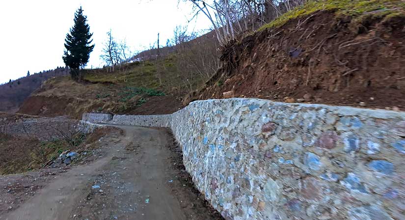 Çanakçı’da 7 noktada istinat duvarı tamamlandı