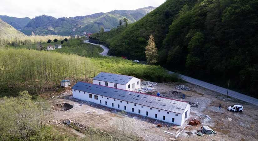 Karadere’den mesaj: “Sokak hayvanlarına sahip çıkıyoruz”