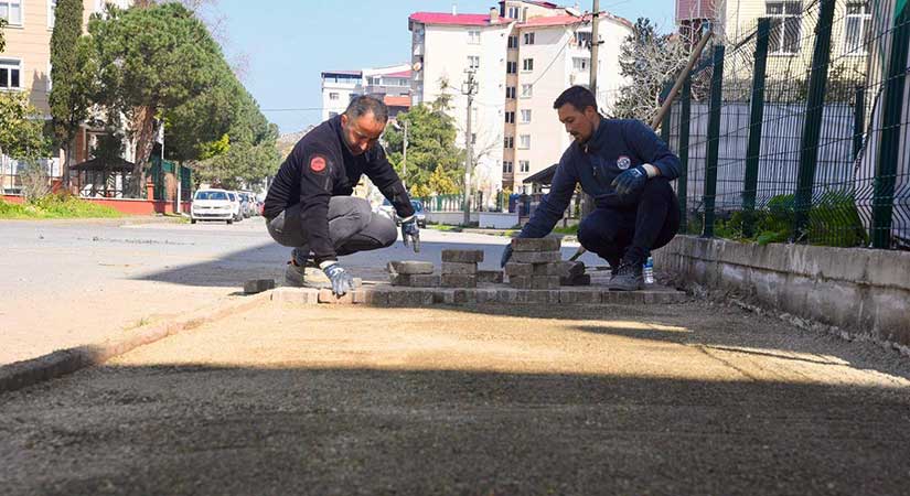 Belediye sahaya indi, üstyapı atağı başladı