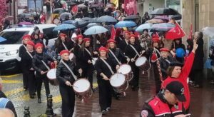 Giresun Kadın Bandosu 23 Nisan’da dikkat çekti