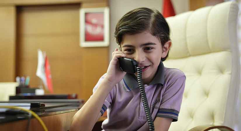 Köse koltuğu çocuklara bıraktı