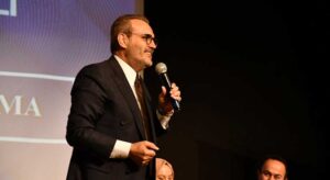 Mahir Ünal Giresun’dan mesaj verdi