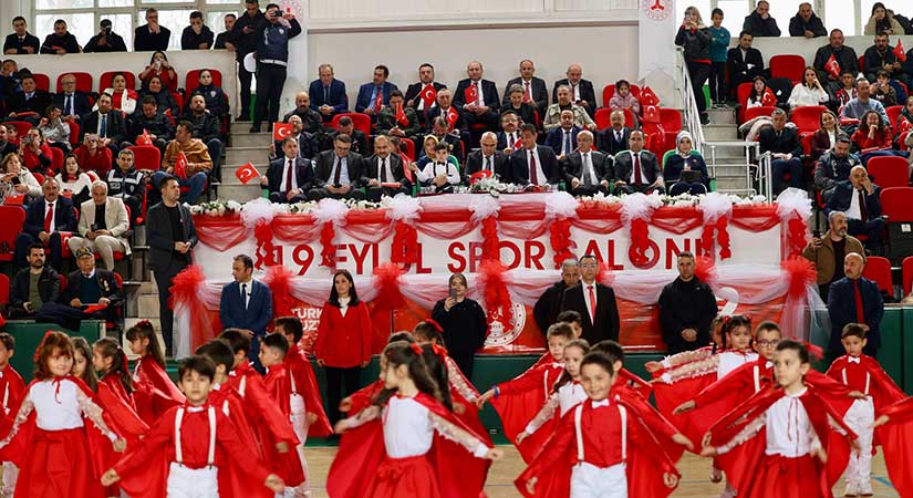 Vali Koç Giresun’da 23 Nisan coşkusu büyüttü