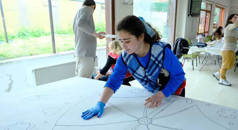 Giresun’da otizm için yürekleri ısıtan etkinlik