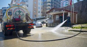 Giresun Belediyesi sahada: mahalleler pırıl pırıl