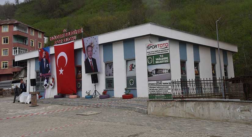Yağlıdere’de spor kompleksi hizmete açıldı