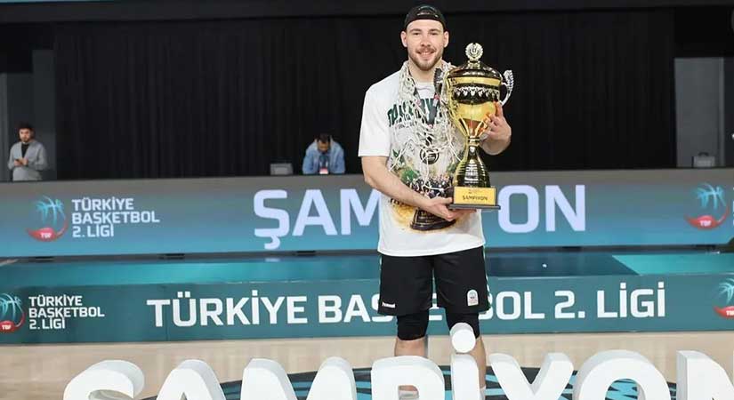 Kerasusspor’dan pota altına güç takviyesi