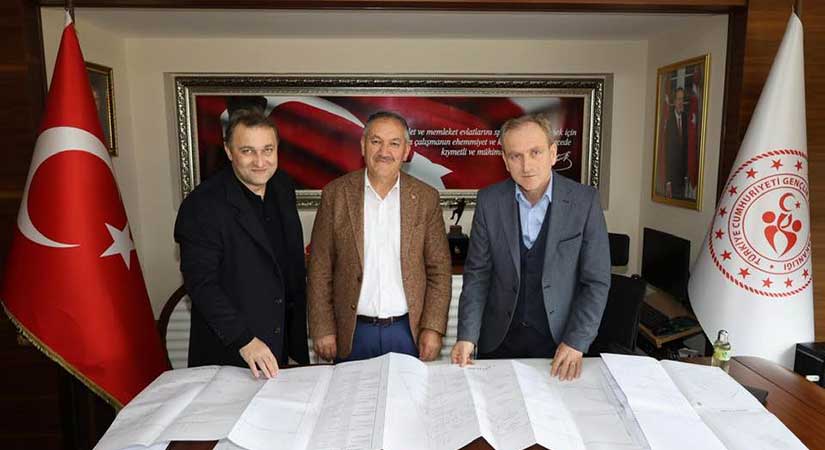 Nuri Demir Aydındere Gençlik Merkezi için düğmeye bastı