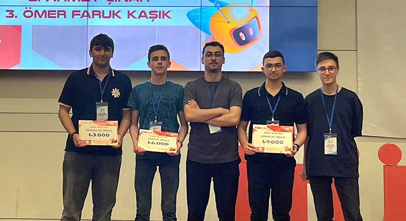 Giresunlu gençler İTÜ’de zirveyi kaptı