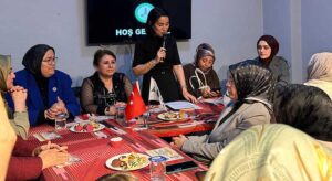 Anneler Günü’nde gönül köprüsü kurdular